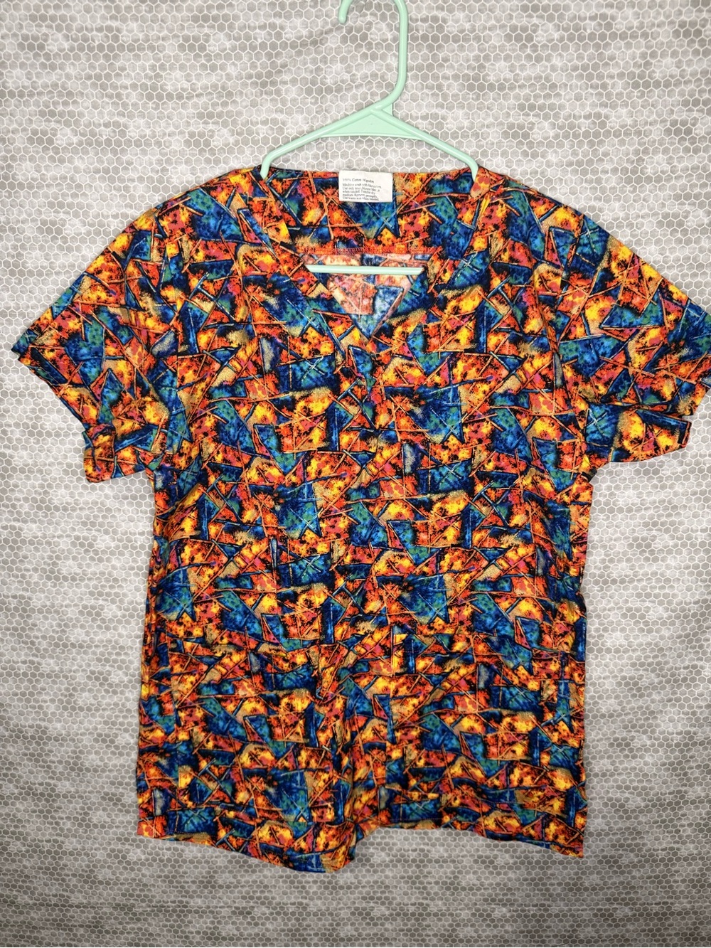 All Hearts Small Abstract Print Short Sleeve V-Neck scrub top